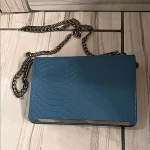 Elegant Blue Textured Clutch with Chain Strap